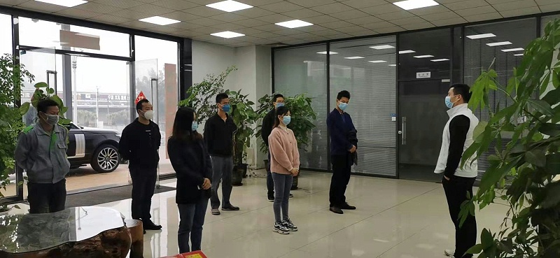 同心同行，共抗時艱！
