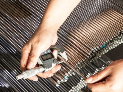 生產絲杆該如何選擇丝瓜视频官网下载原材料